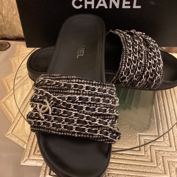 Chanel chain slides sandals - Picture 3 of 8